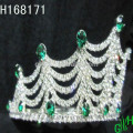 Tiaras e coroas de diamante azul atacado